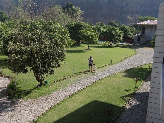 Jim Corbett Resort Рамнагар Екстериор снимка