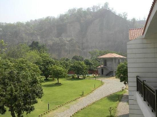 Jim Corbett Resort Рамнагар Екстериор снимка