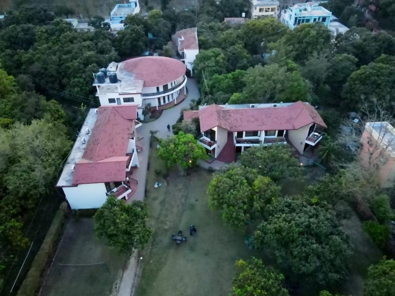 Jim Corbett Resort Рамнагар Екстериор снимка